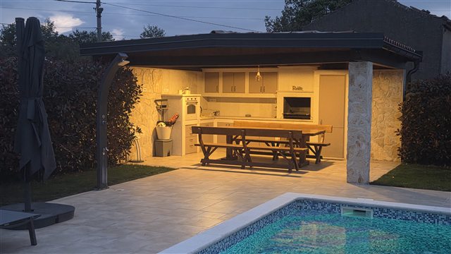 Covered outdoor kitchen